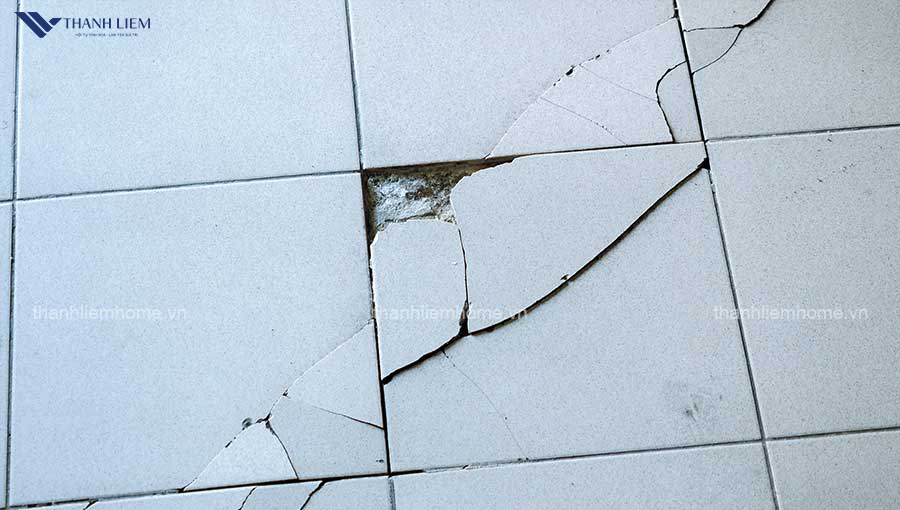 nguyen nhan va cach xu ly gach lat nen bi op