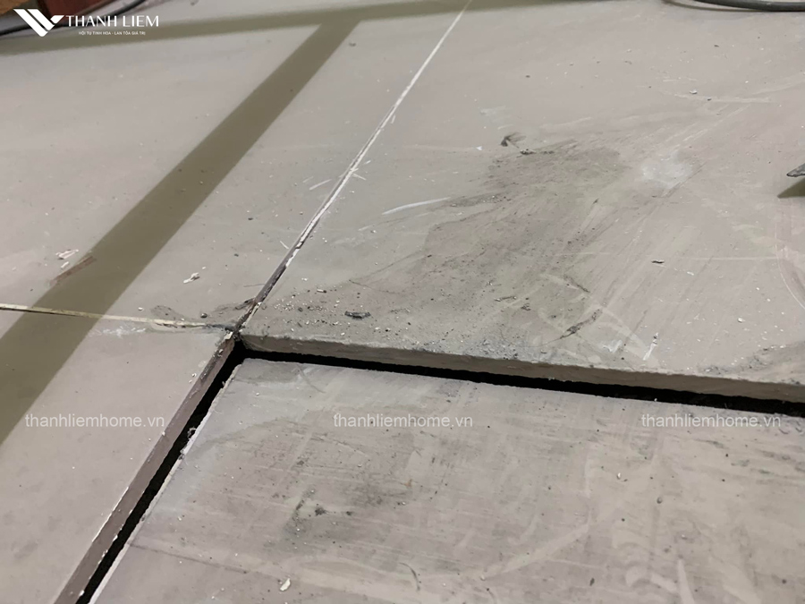 nguyen nhan va cach xu ly gach lat nen bi op