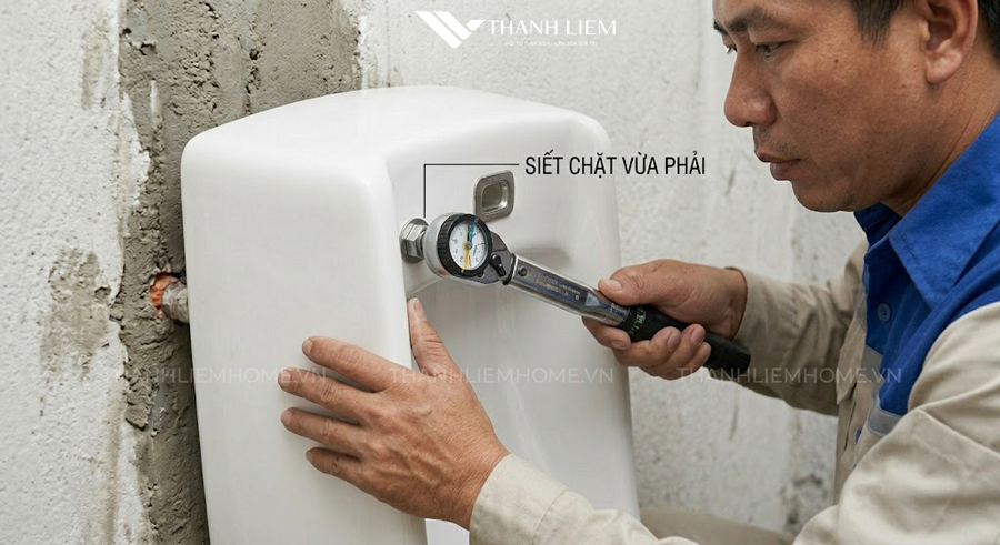 nhung luu y khi lap dat bon tieu nam inax