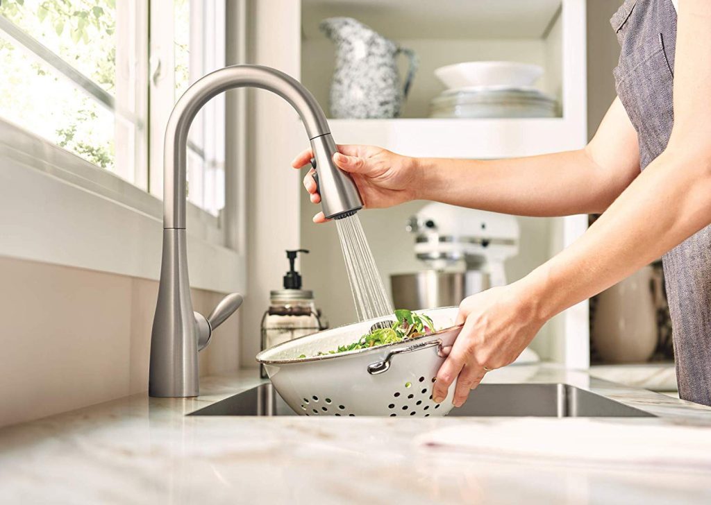 Cách chọn vòi cho chậu rửa bát tốt trên thị trường hiện nay