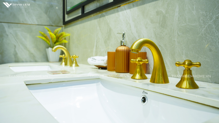 mau thiet bi ve sinh tai ninh binh