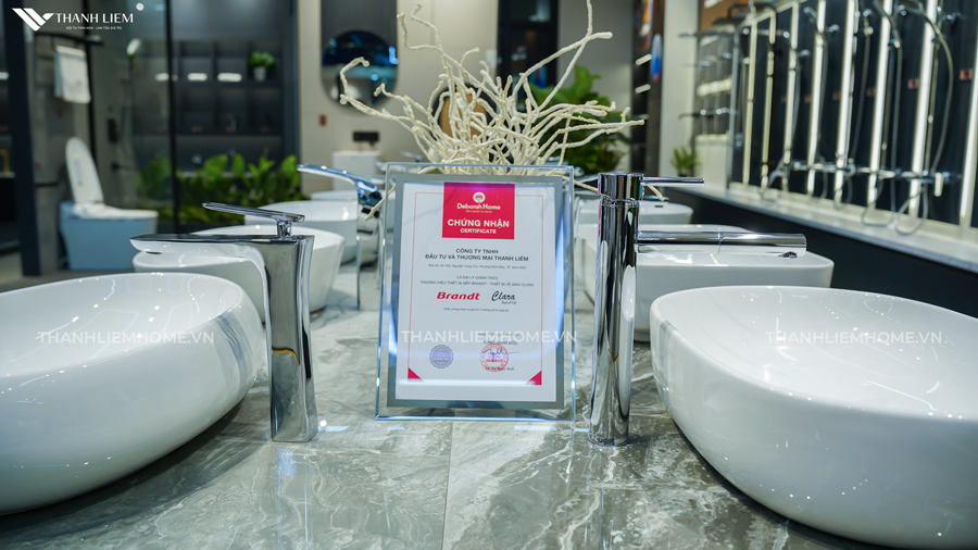 showroom thiet bi ve sinh