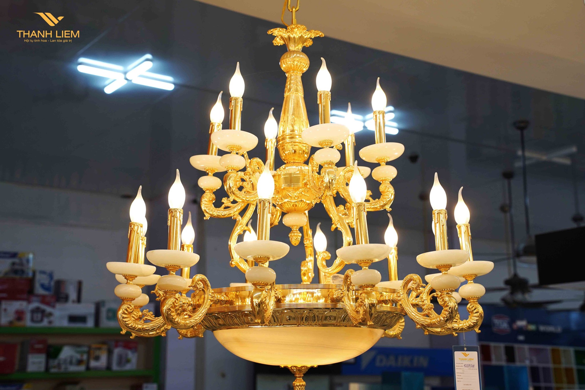 Giá Đèn Chùm Tại Ninh Bình Cập Nhật Tháng 11/2025